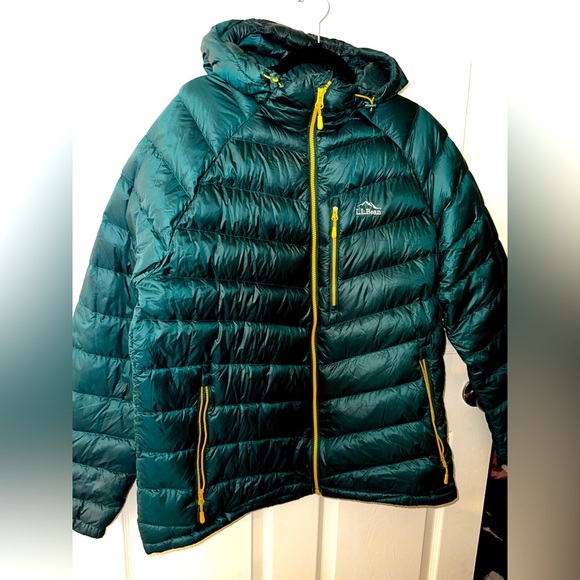 L.L. Bean Men's Green Goose Down filled Puffer Jacket XL outdoor winter hiking - Picture 1 of 14